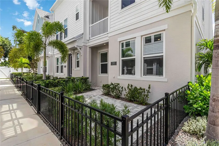 2500 Boone Court, Sarasota, FL 34237 - Image #2