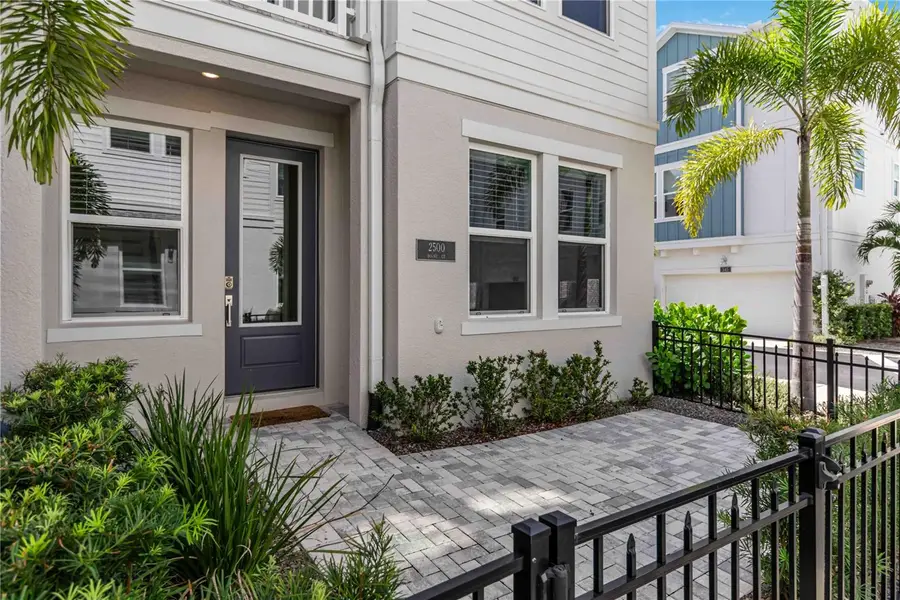 2500 Boone Court, Sarasota, FL 34237 - Image #3