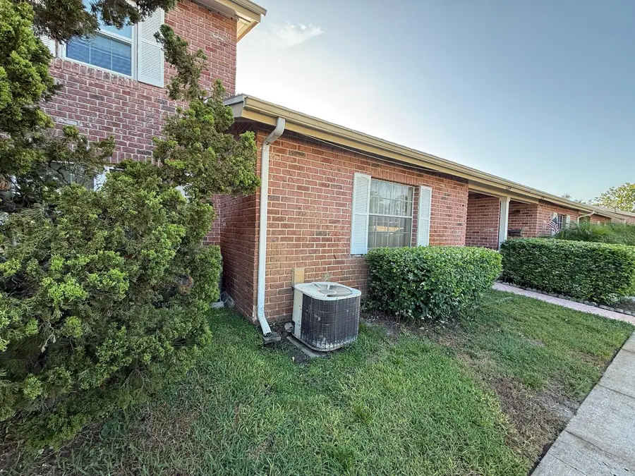 1264 Village Way, Orlando, FL 32807 - #2