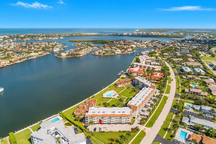 730 W Elkcam Circle #302, Marco Island, FL 34145 - Image #3