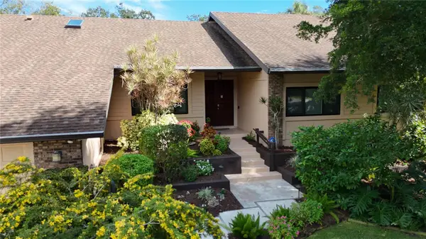 1529 Oak Way, SARASOTA, FL 34232