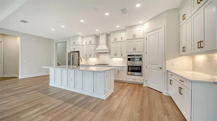 10050 Crystal Isles Circle, Sarasota, FL 34241 - Image #3