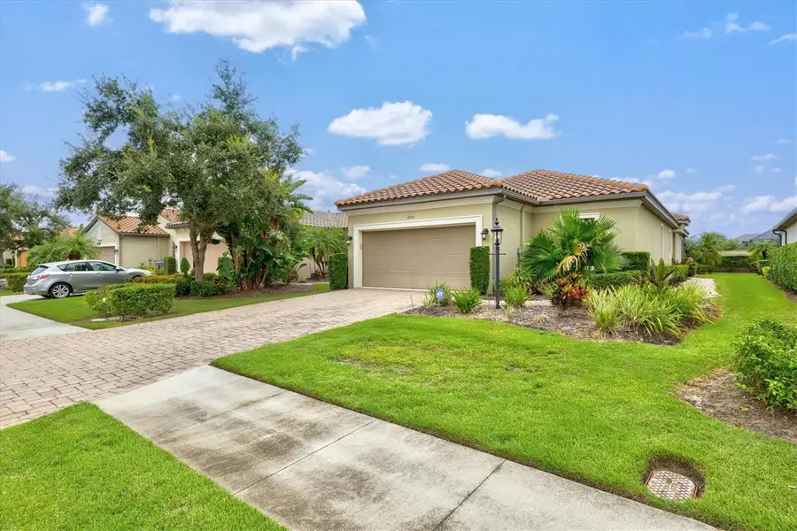 4945 Savona Run, Bradenton, FL 34211 - Image #2