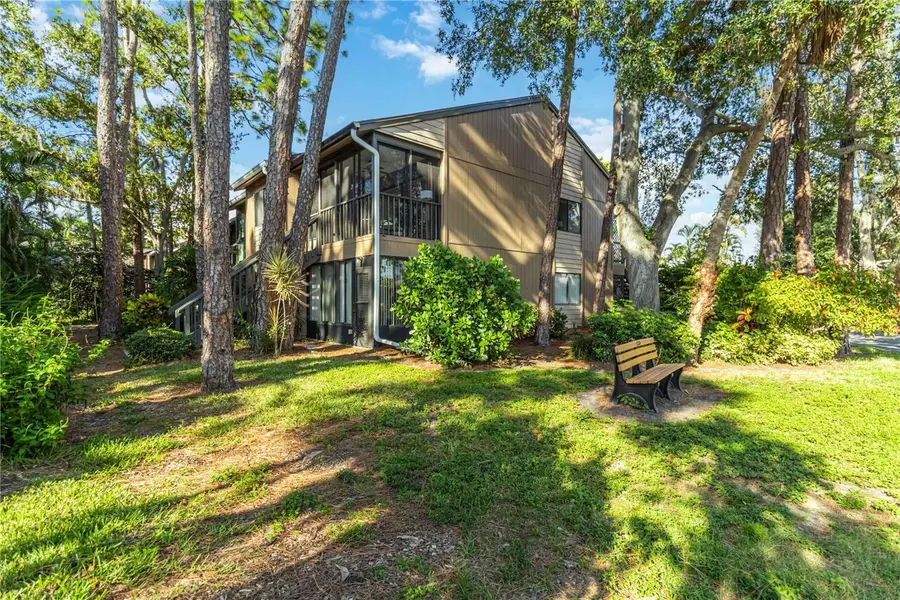 1720 Glenhouse Drive #325, Sarasota, FL 34231 - Image #3