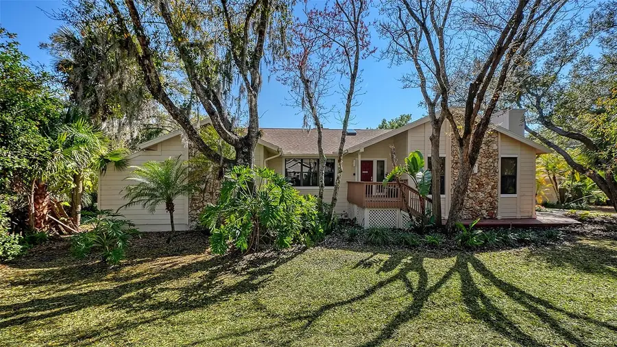 4390 Woodview Drive, Sarasota, FL 34232 - #2