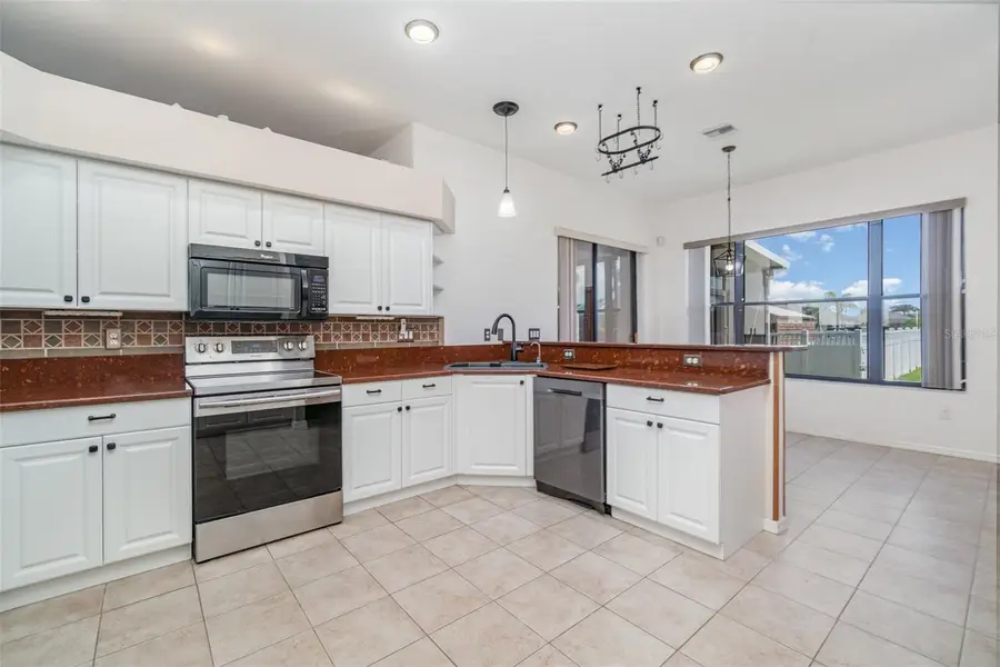 2725 SW 28th Place, Cape Coral, FL 33914 - Image #3