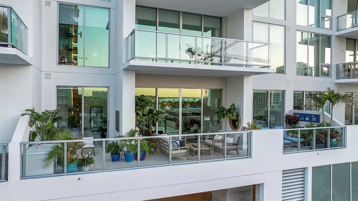 301 Quay Commons #503, Sarasota, FL 34236 - Image #1