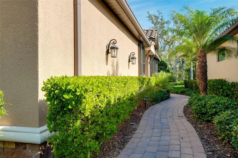 5652 Semolino St, Nokomis, FL 34275 - Image #2