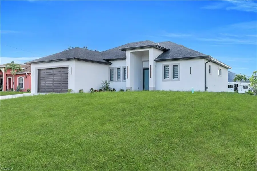 2900 Bruce Avenue S, Lehigh Acres, FL 33976 - Image #2