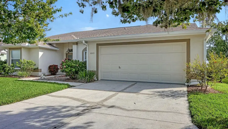 6005 Cedarwood Lane, Bradenton, FL 34203 - Image #3