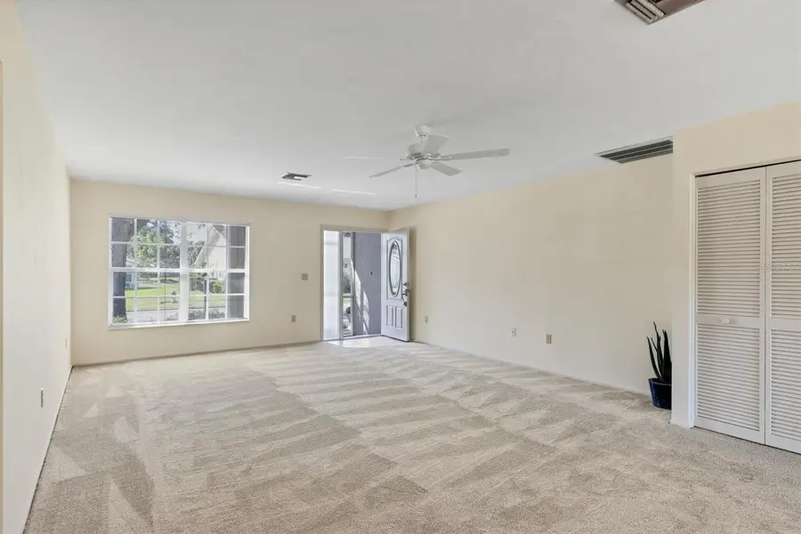 4223 Oakhurst Circle E #3025, Sarasota, FL 34233 - Image #3