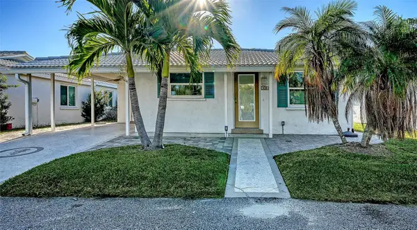 738 El Centro, LONGBOAT KEY, FL 34228