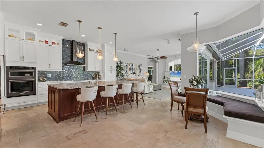 9979 Cherry Hills Avenue Circle, Bradenton, FL 34202 - Image #3