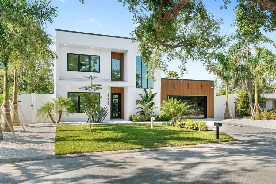 2226 Grove Street, Sarasota, FL 34239 - Image #3