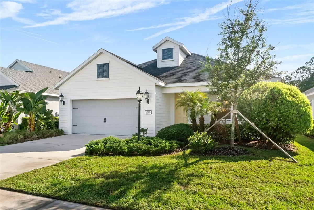 7526 Ridgelake Circle, Bradenton, FL 34203 - Image #1