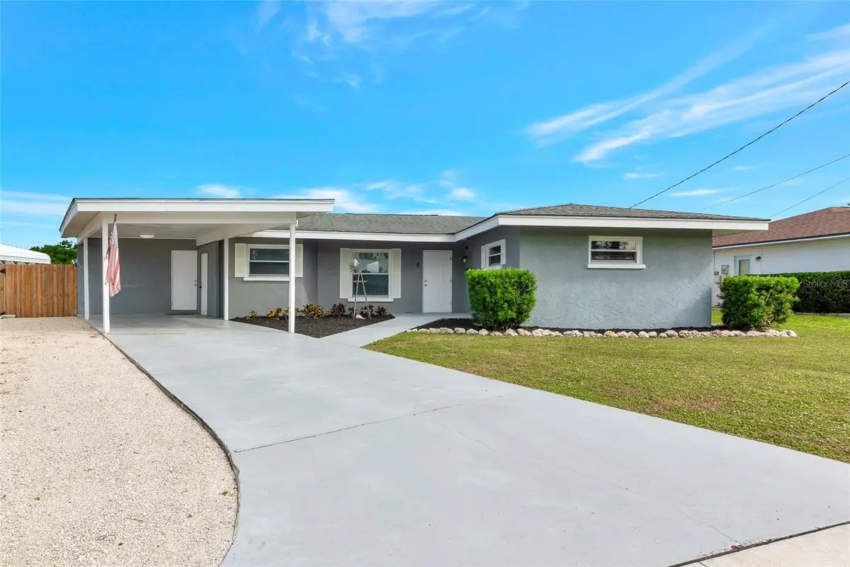 909 67th Avenue Terrace W, Bradenton, FL 34207 - Image #1