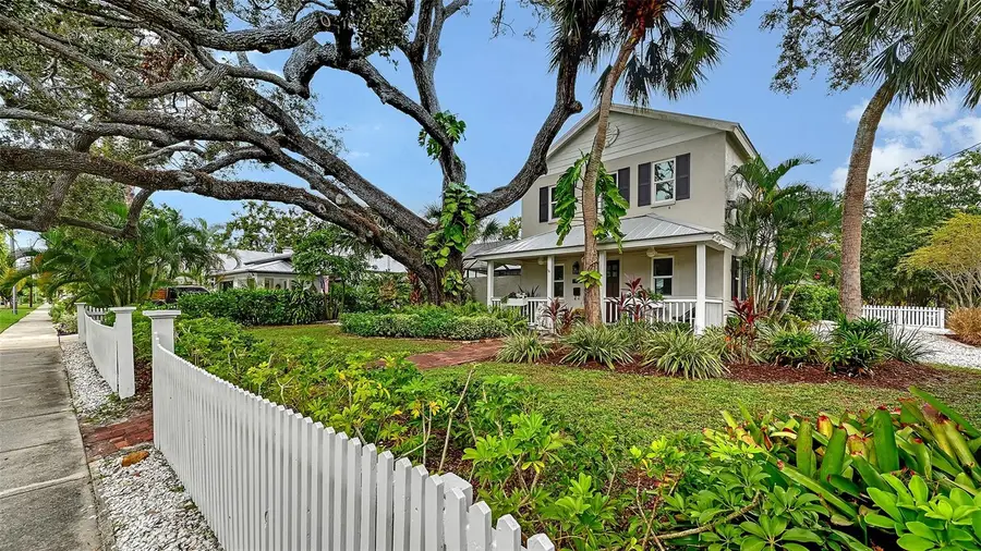 1685 6th Street, Sarasota, FL 34236 - Image #2