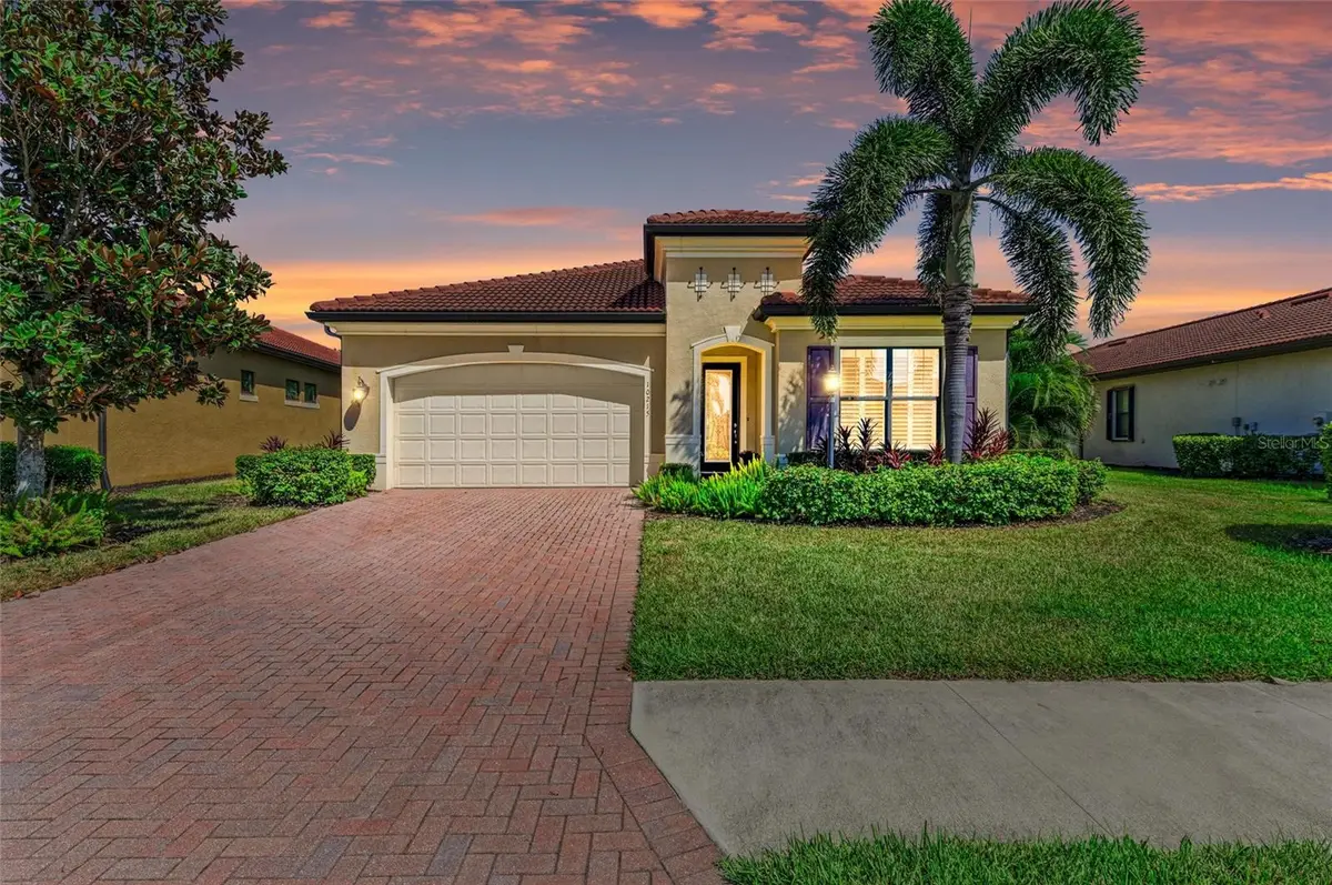 10215 Marbella Drive, Bradenton, FL 34211 - Image #1