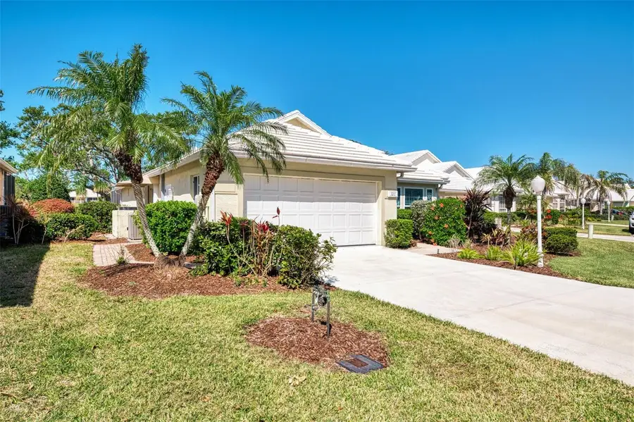 320 Bermuda Court, Venice, FL 34293 - Image #2