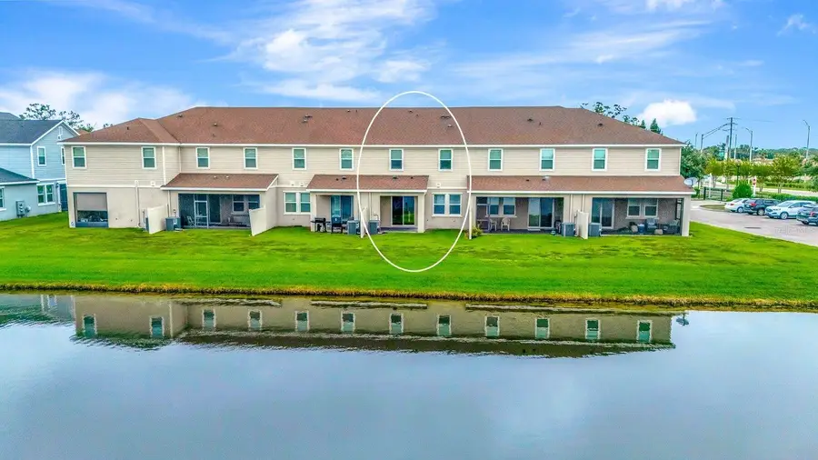 11634 Woodleaf Drive, Lakewood Ranch, FL 34211 - Image #2