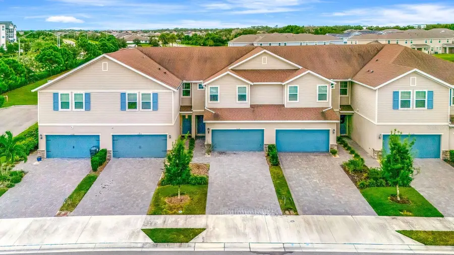 11634 Woodleaf Drive, Lakewood Ranch, FL 34211 - Image #3