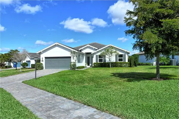7744 Sandhill Lake Drive, SARASOTA, FL 34241