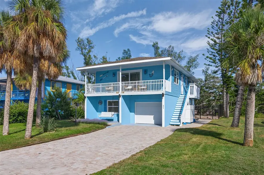 2915 Avenue C, Holmes Beach, FL 34217 - Image #2