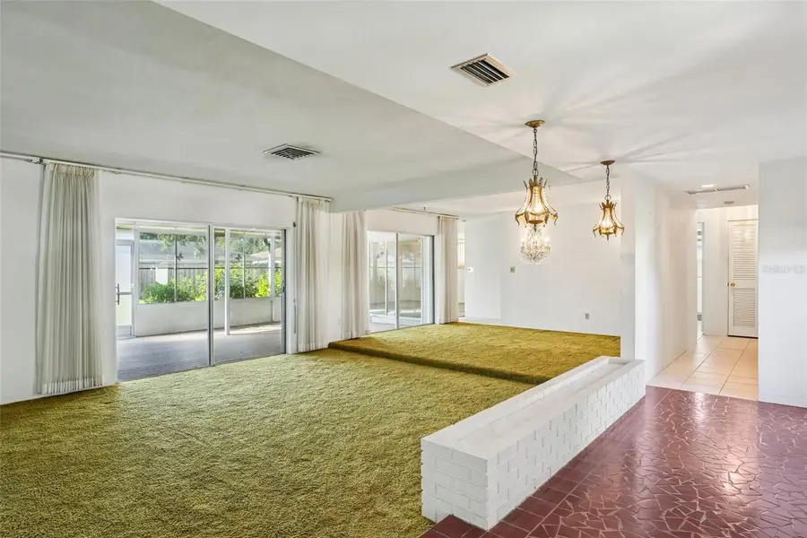 8864 15th Way N, Saint Petersburg, FL 33702 - Image #2