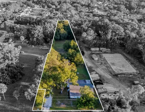 3323 58th Avenue E, BRADENTON, FL 34203