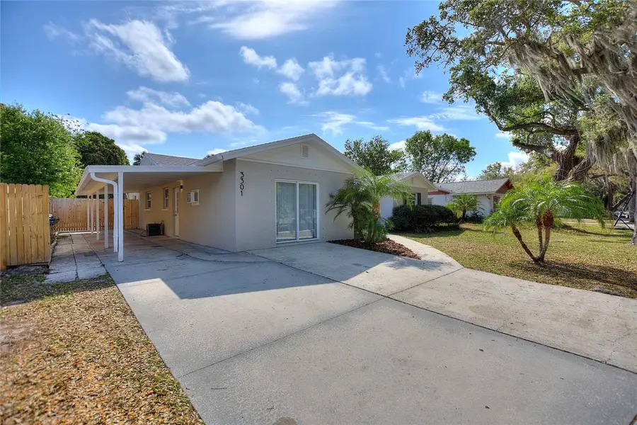 3301 Woodmont Drive, Sarasota, FL 34232 - Image #2