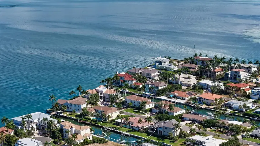 595 Bowsprit Lane, Longboat Key, FL 34228 - Image #2