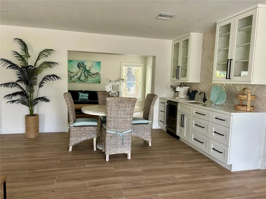 1625 Idle Lane, Sarasota, FL 34231 - Image #2