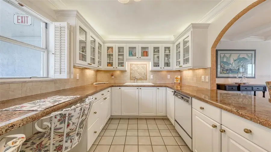 9393 Midnight Pass Road #P4, Sarasota, FL 34242 - Image #3