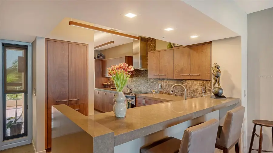 2020 Harbourside Drive #432, Longboat Key, FL 34228 - Image #3