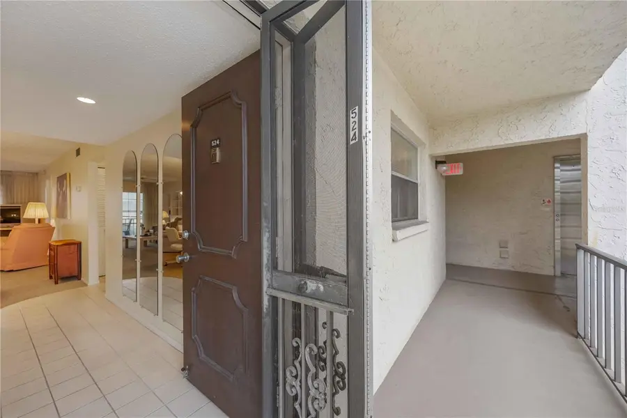 2220 Stickney Point Road #524, Sarasota, FL 34231 - Image #2