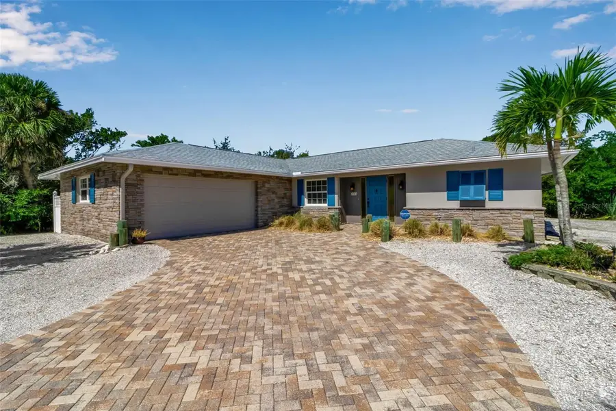 307 Avenida De Paradisio, Sarasota, FL 34242 - Image #3