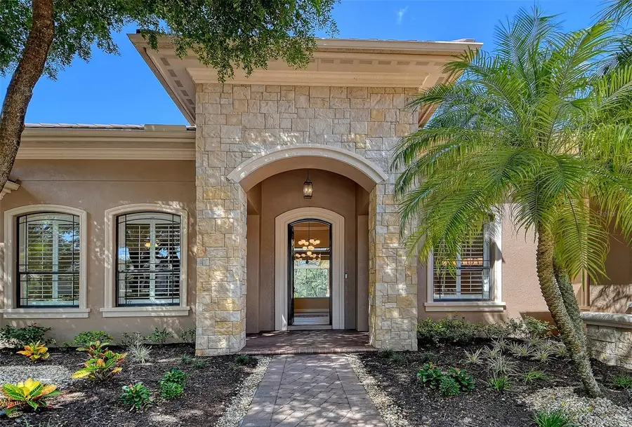 9261 Mcdaniel Lane, Sarasota, FL 34240 - Image #3