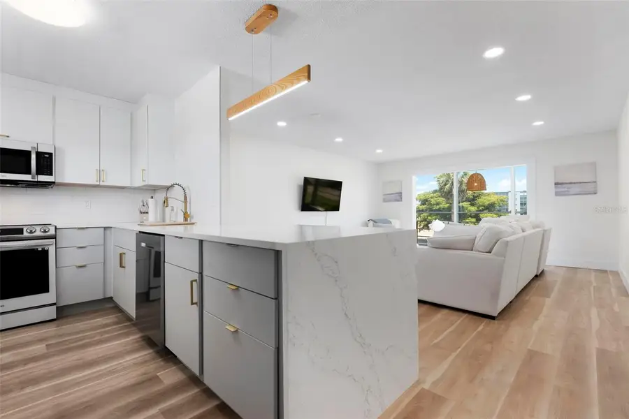 4200 Ironwood Circle #203B, Bradenton, FL 34209 - Image #3