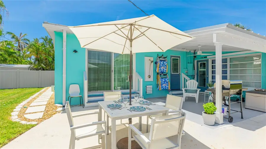 2713 Avenue C, Holmes Beach, FL 34217 - #2