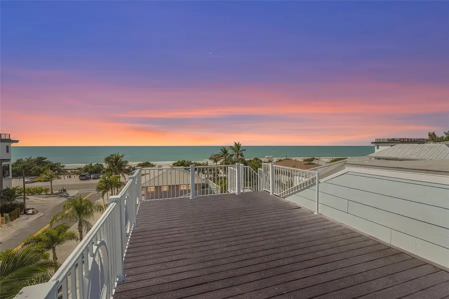 106 7th Street S, Bradenton Beach, FL 34217 - Image #3