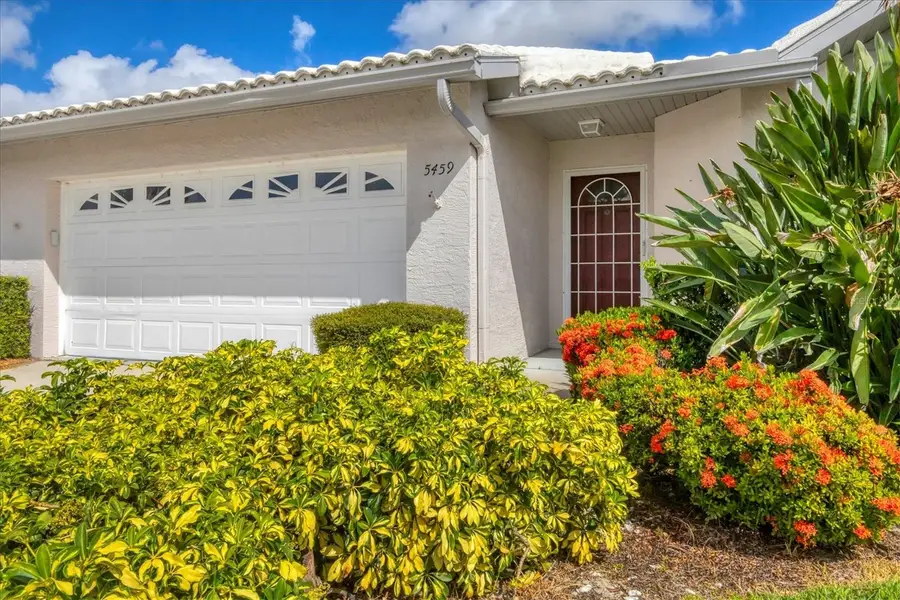 5459 Kelly Drive #24, Sarasota, FL 34233 - Image #3