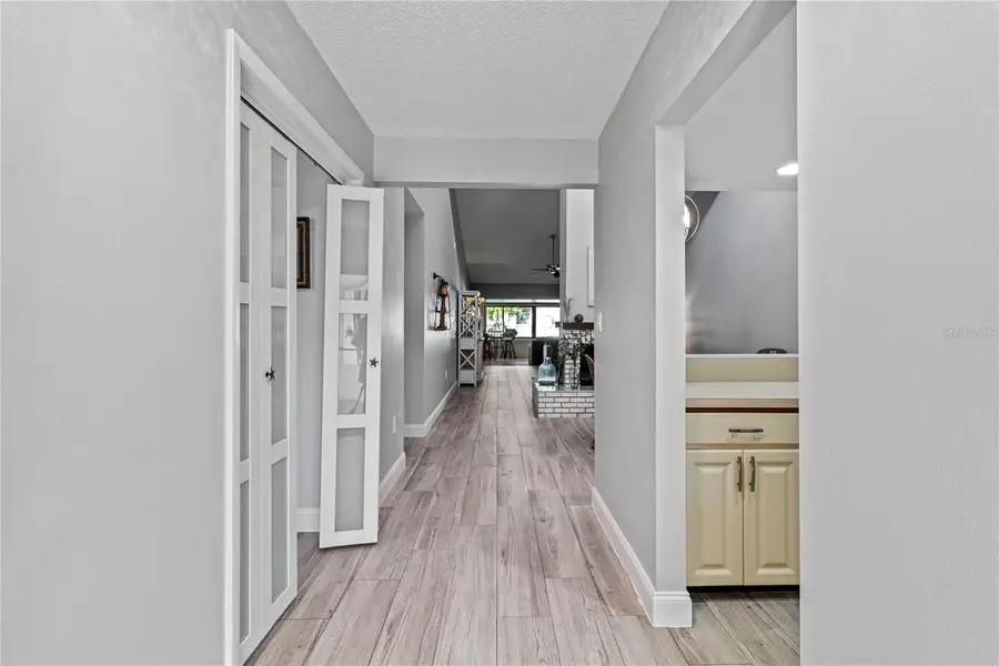 4641 La Jolla Drive, Bradenton, FL 34210 - Image #2