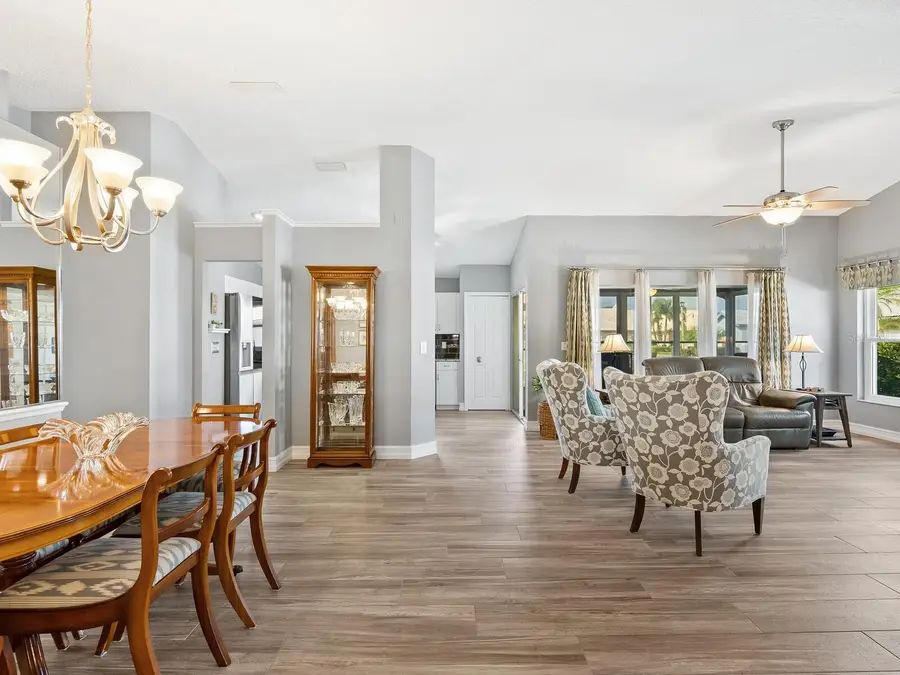 4124 Rosas Avenue #3081, Sarasota, FL 34233 - Image #3