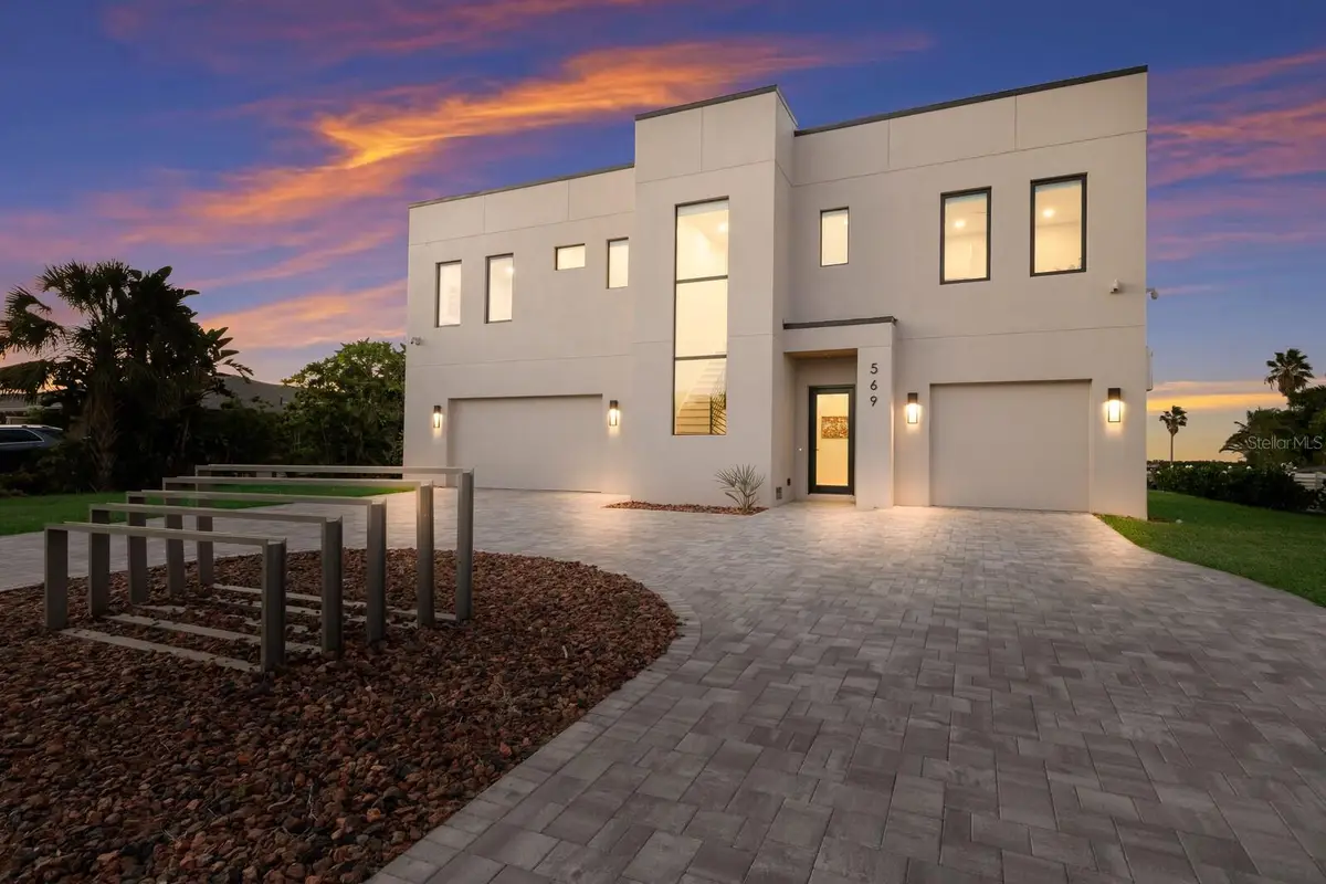 569 Rountree Drive, Longboat Key, FL 34228 - Image #1