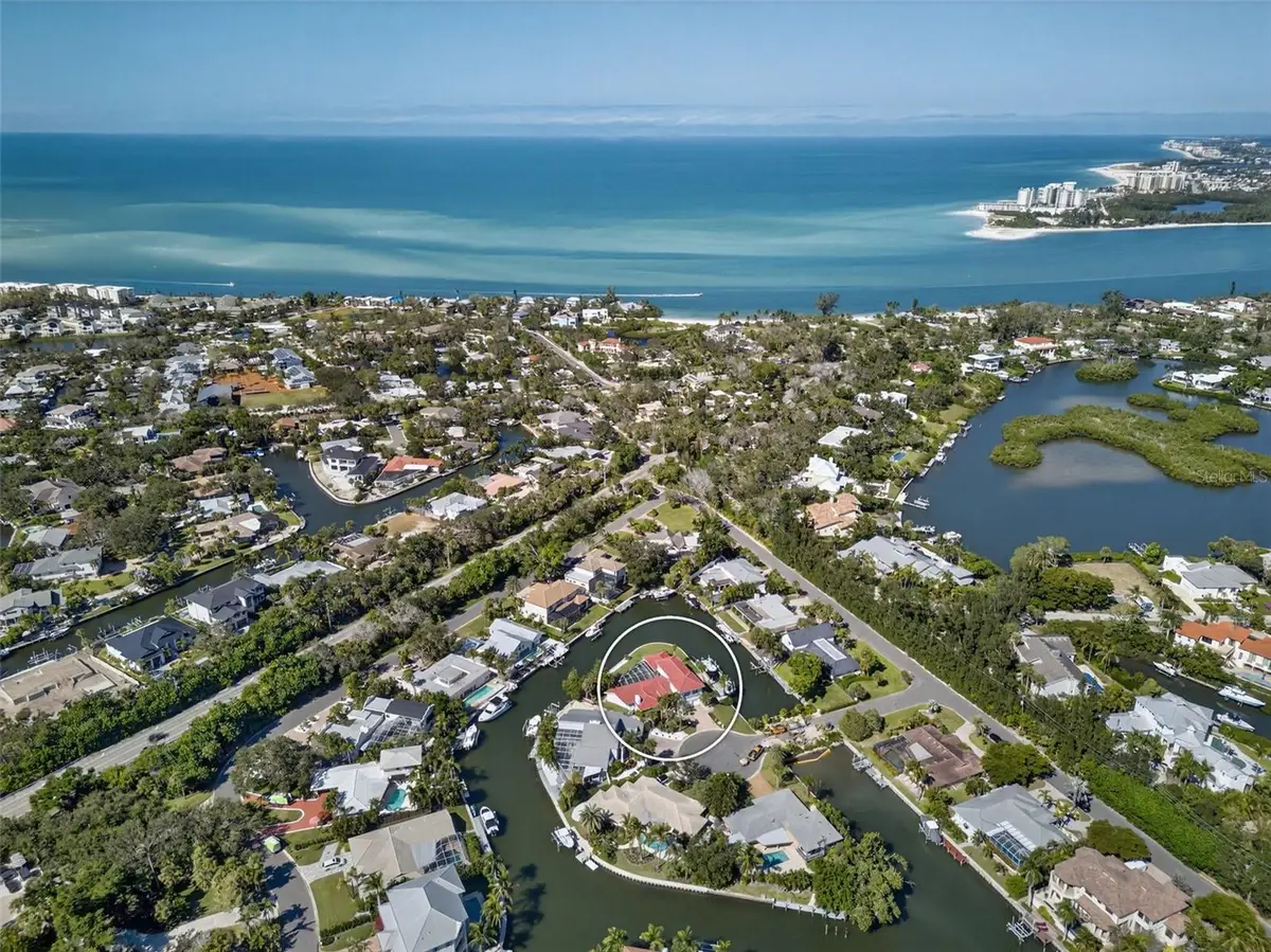 910 Siesta Key Place, Sarasota, FL 34242 - Image #1