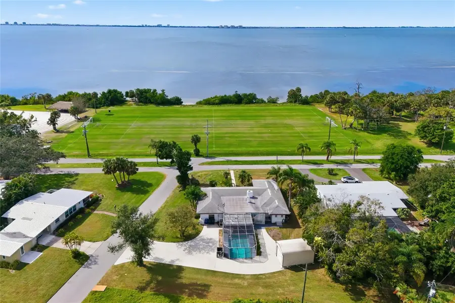 6240 Uplands Boulevard, Sarasota, FL 34243 - Image #3