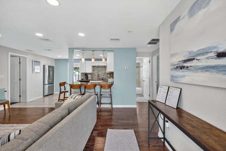 6320 Case Avenue, Bradenton, FL 34207 - Image #2