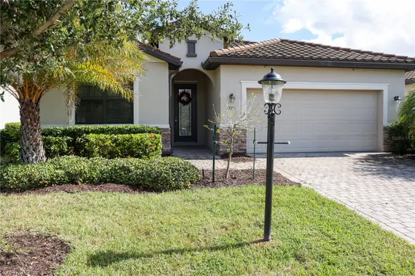 17221 Blue Ridge Place, LAKEWOOD RANCH, FL 34211