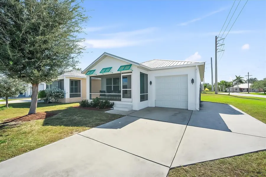 301 E Grace Street, Punta Gorda, FL 33950 - Image #2
