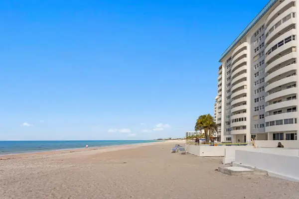 1750 Benjamin Franklin Drive #9G, SARASOTA, FL 34236